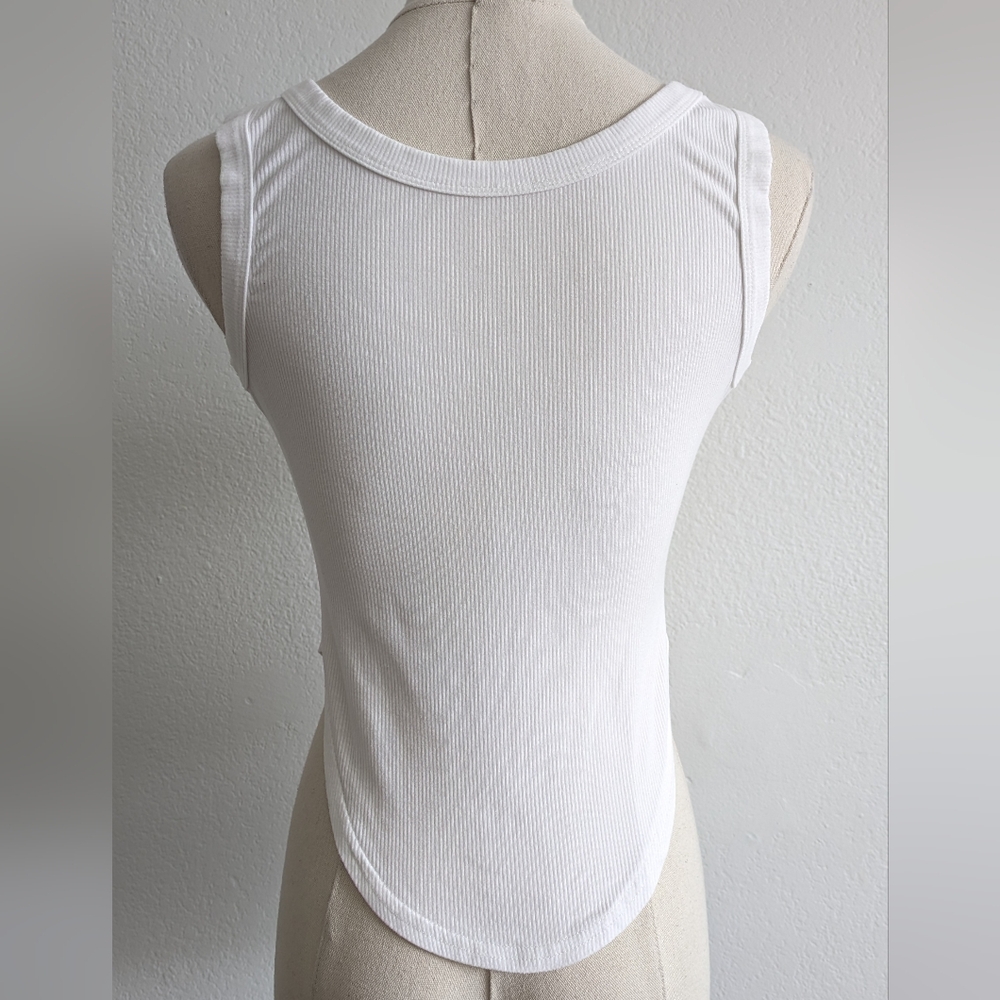 Sleeveless Ribbed High-Low Tank White - Picture 2 of 9
